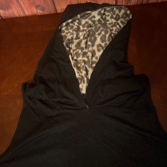 Sleeveless Black Hoodie‎ Tank Top With Leopard Lined Hood - Picture 2 of 5